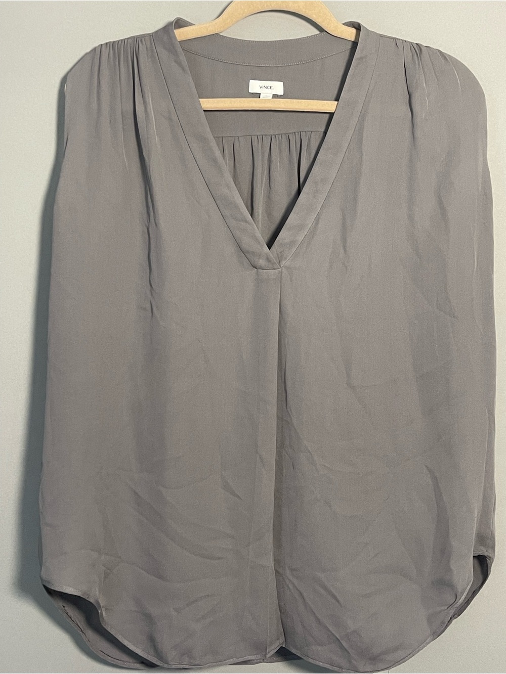 Vince Gray 100% Silk Sleeveless V Neck Blouse Size L